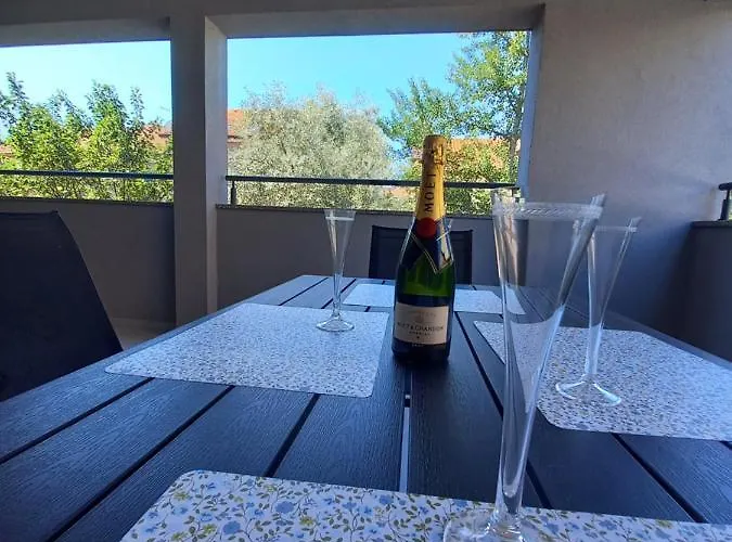 아파트 Dasara 로비니