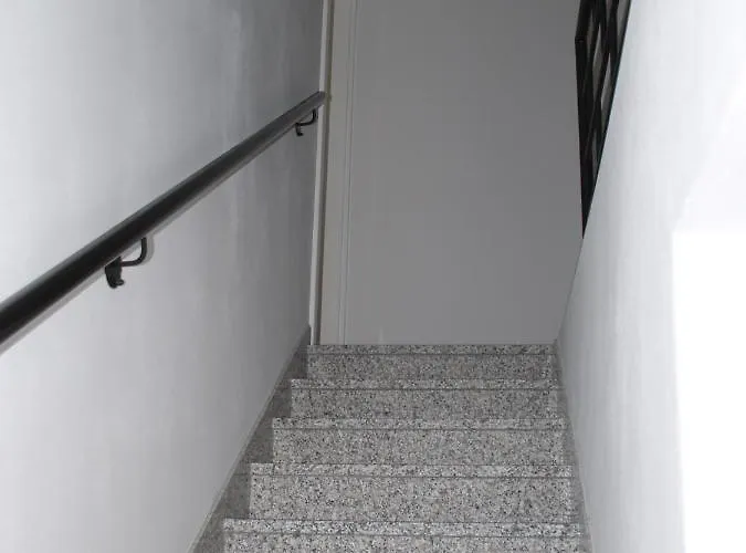 Dasara 아파트 로비니